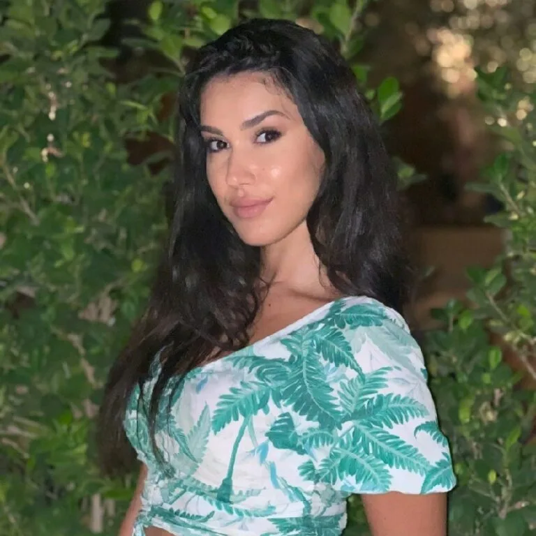 Rawan Abou El Hessen, Senior Accountant